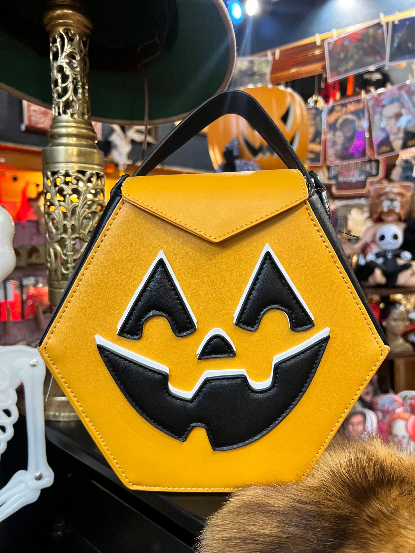 TRICK O' TREAT PUMPKIN BOX PURSE